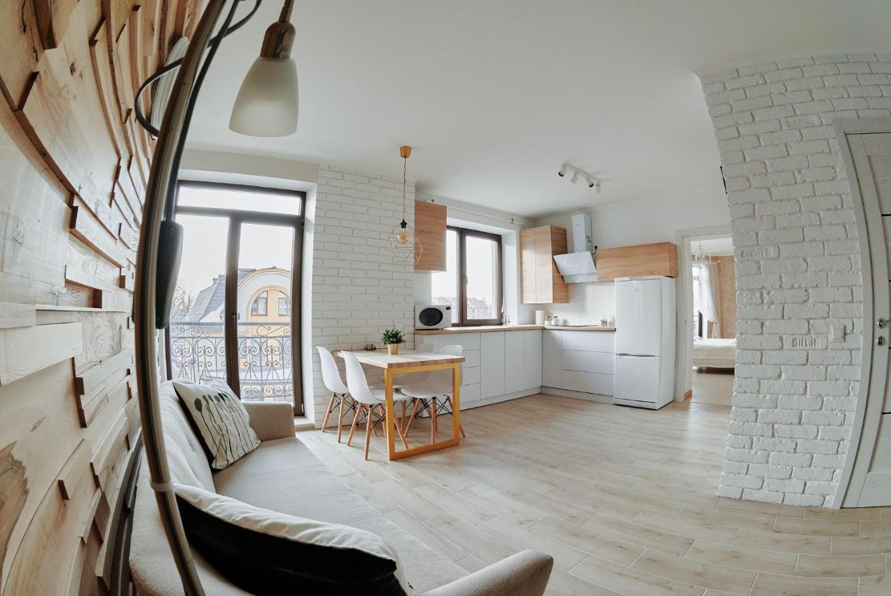 City Centre Apartment โคโลมิยา ภายนอก รูปภาพ