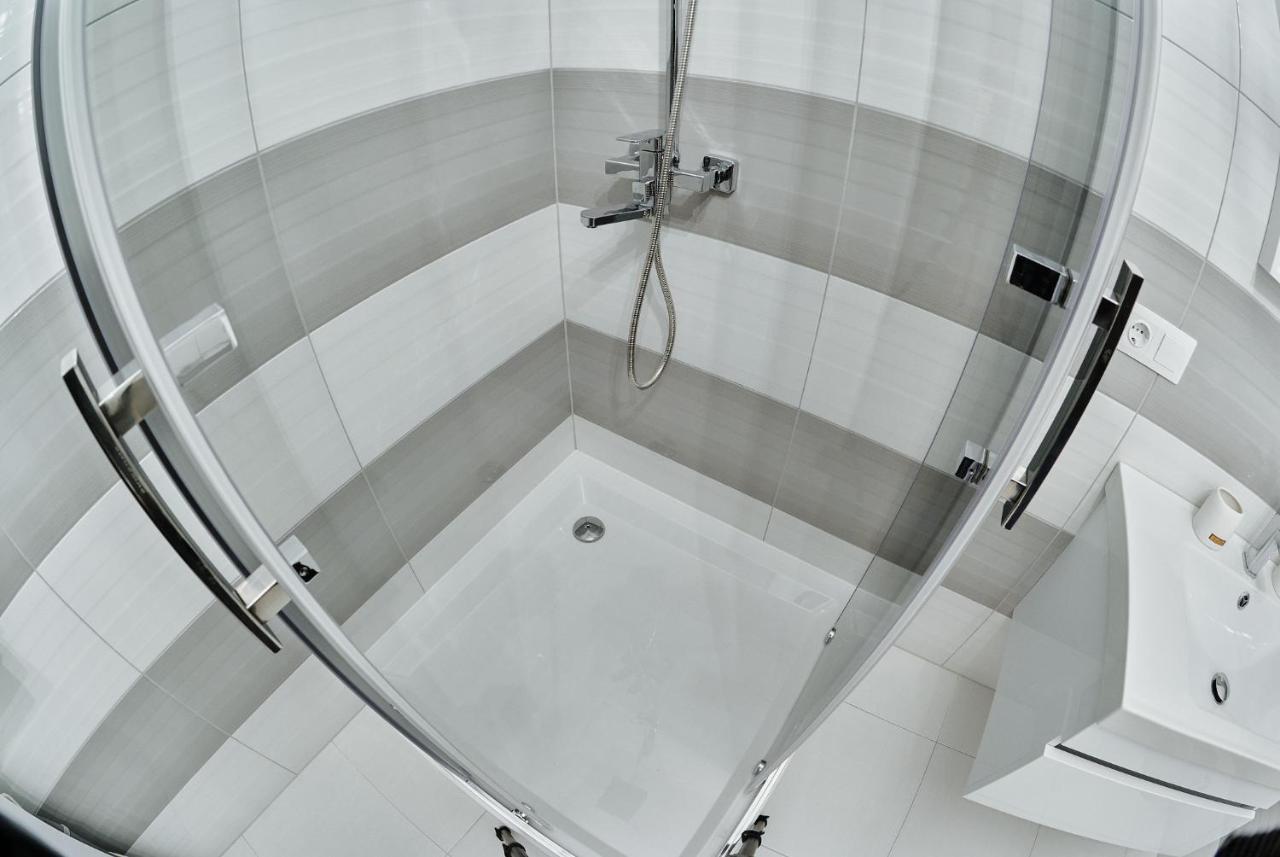 City Centre Apartment โคโลมิยา ภายนอก รูปภาพ