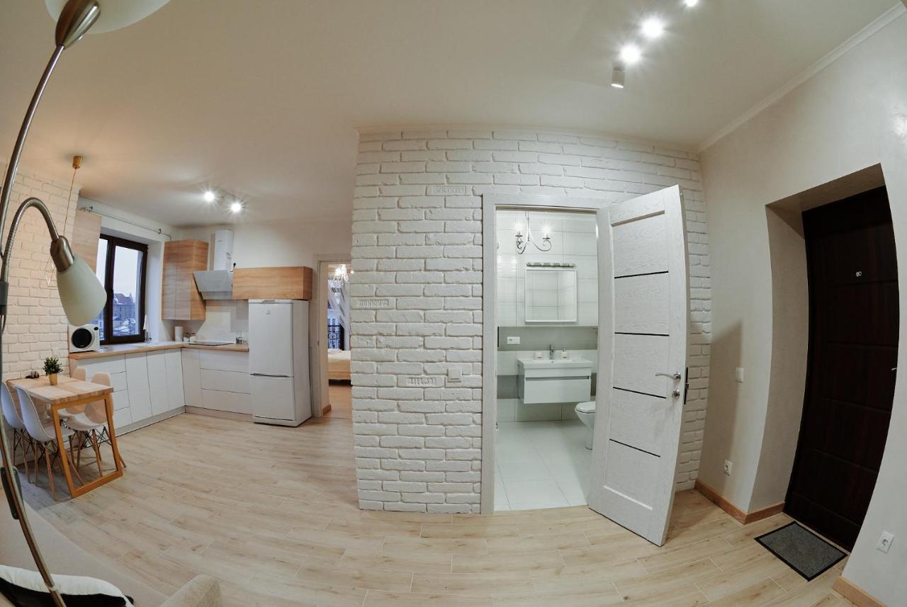 City Centre Apartment โคโลมิยา ภายนอก รูปภาพ